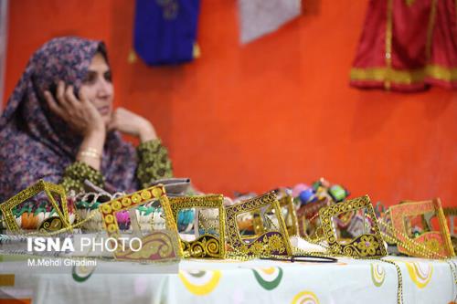 نمایشگاه یک روزه صنایع دستی در بندرعباس