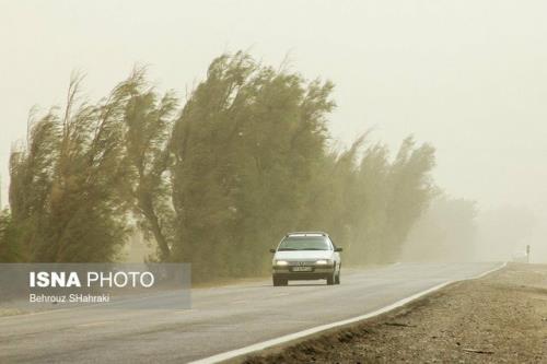 احتمال وقوع پدیده گرد و خاك در مناطق شرقی هرمزگان