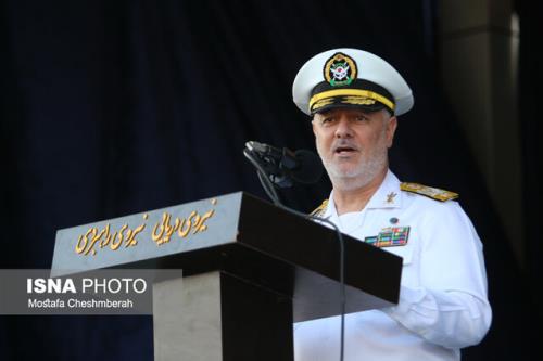 نیروی دریایی مقتدر ارتش ایران عرصه را به استكبار تنگ كرده است