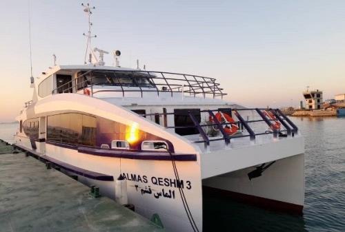 نوسازی شناورها و ساماندهی سفرهای دریایی اولویت اصلی بنادر است