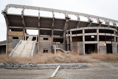 نیاز به تغییر در توافقنامه پروژه ورزشگاه 10 هزار نفری میناب