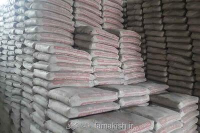 توقیف تریلی با ۲۴ تن سیمان قاچاق در سیریک