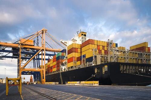 کاهش 100 درصدی واردات در بندر خلیج فارس