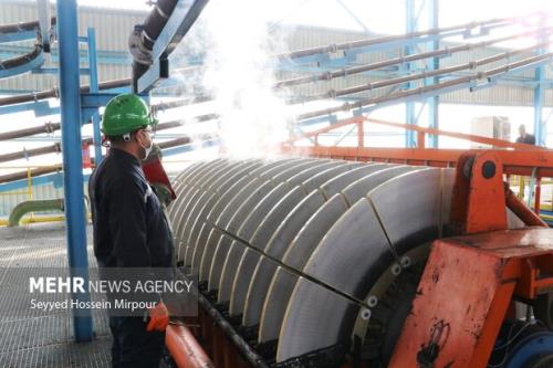 بازگشت ۱۵ واحد راکد صنعتی هرمزگان به چرخه تولید