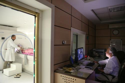 راه اندازی مجدد بخش MRI بیمارستان شهدا بندرلنگه