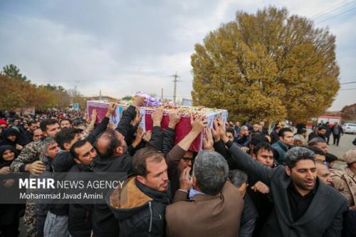 ورود پیکر پاک پنج شهید گمنام دوران دفاع مقدس به هرمزگان