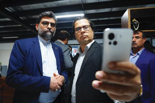 او تل اولین کارخانه تولید موبایل و تبلت در هرمزگان