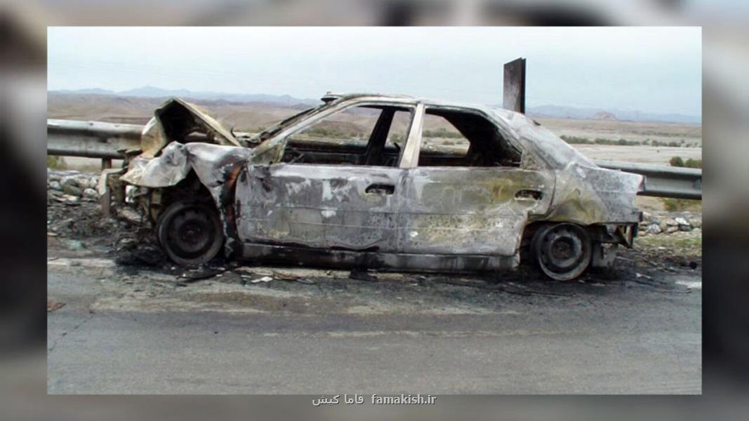 آتش سوزی یک دستگاه خودرو ۴۰۵ حامل سوخت در جاده بندرعباس_میناب