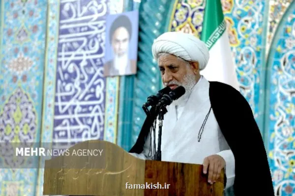 کارگر و معلم محور تولید و آینده کشور هستند