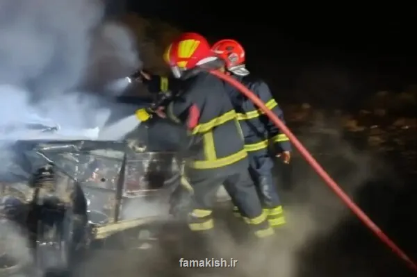 حریق خودروی حامل سوخت قاچاق در جاده بندرعباس میناب مهار گشت