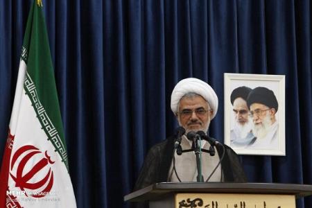 رمز ماندگاری انقلاب اسلامی پیروی از ولایت فقیه است