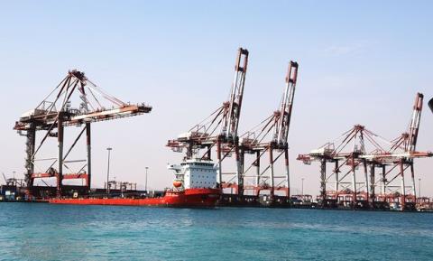 نصب دستگاه پایش آنلاین آلودگی در اسكله های نفتی بندر شهید رجایی