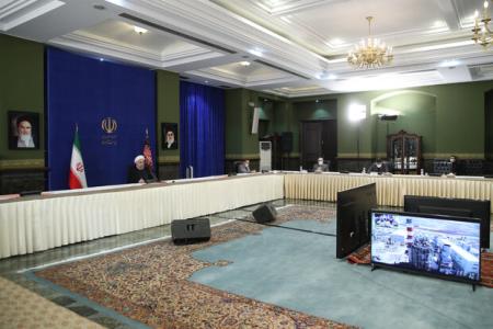 روحانی ۵۸ طرح عمرانی در مناطق آزاد و ویژه اقتصادی را افتتاح نمود