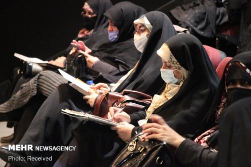 351 نفر از زنان توانمند هرمزگان در پست های مدیریت فعالیت دارند